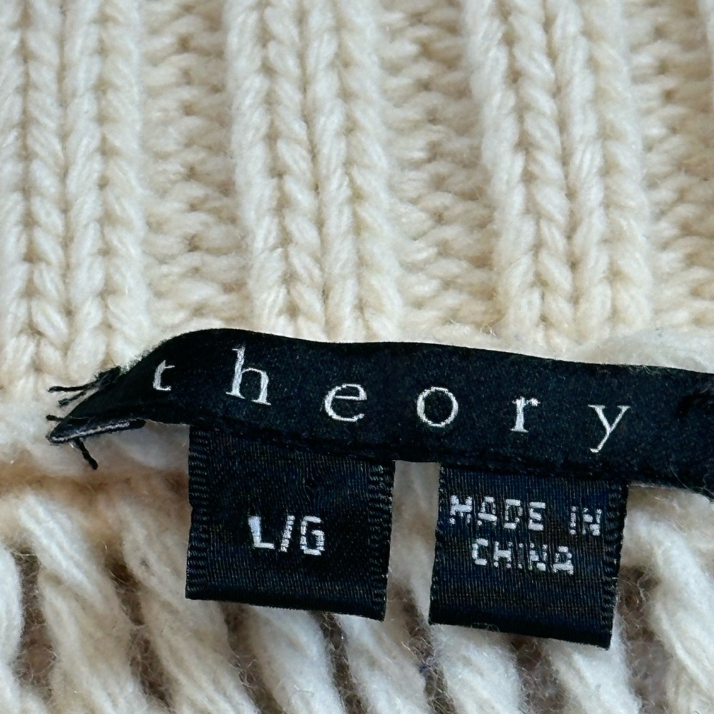 Theory Cream Cable Knit V-Neck Cap Sleeve Sweater Vest - Picture 2 of 4